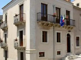 Oda ve Kahvaltı Vicere Speciale Noto